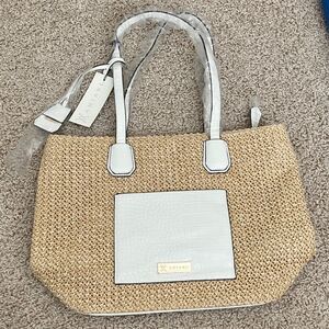 NWT Amiani Tan and White Woven Tote
